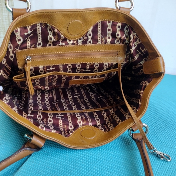 Tignanello Camel Tan Leather Shoulder Bag - Medium - Picture 8 of 10